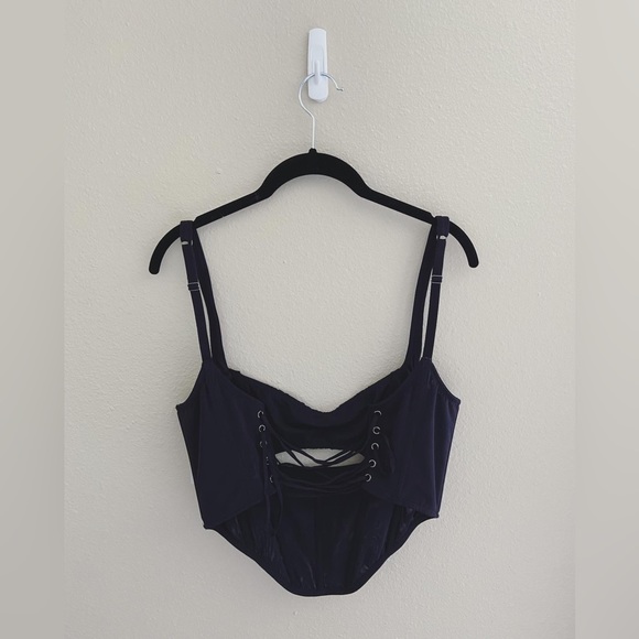 NWT Urban Outfitters Lace Up Back Crop Corset Top - Picture 7 of 9